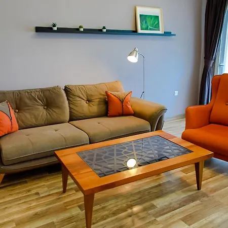 Flavius In Caesar & Spa, Long