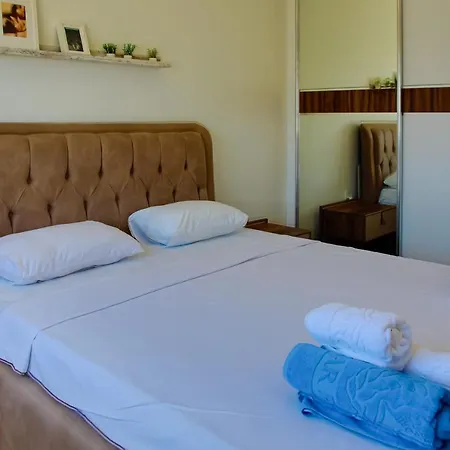 Flavius In Caesar & Spa, Long *