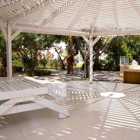 Apartament Flavius In Caesar & Spa, Long Perivolia tou Trikomou