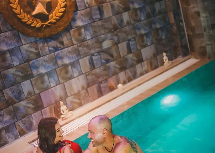 Flavius In Caesar & Spa, Long